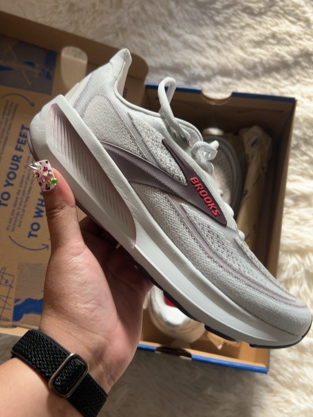 Brooks Revel 9 Women’s running shoes size 7.5 grey rose raisin new in box - Picture 5 of 6